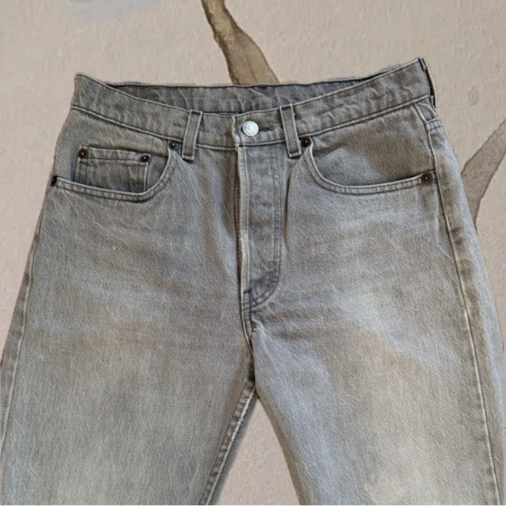 Levi's Women's Light Wash Gray Jeans